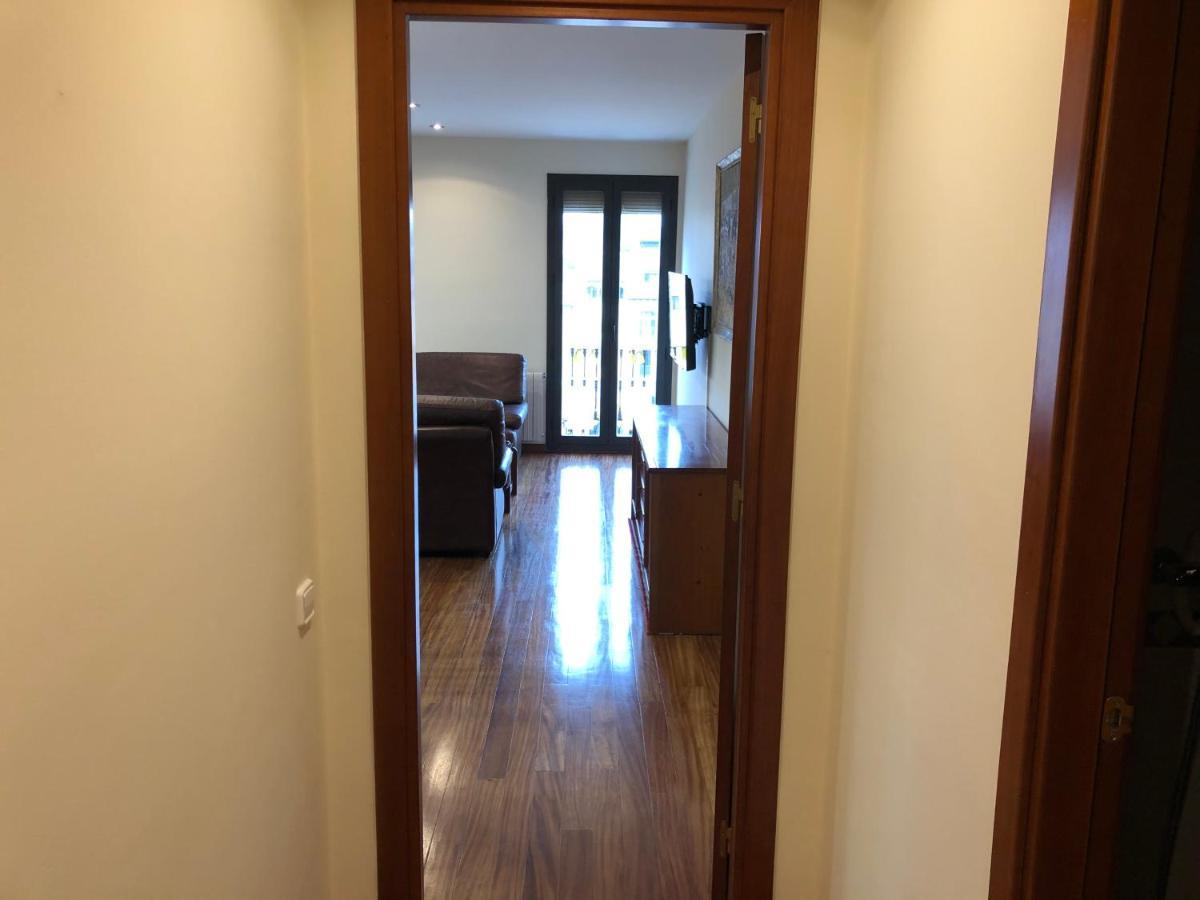 Apartaments Vicus 2 Con Vistas A La Plaza Mayor De Vic Ngoại thất bức ảnh